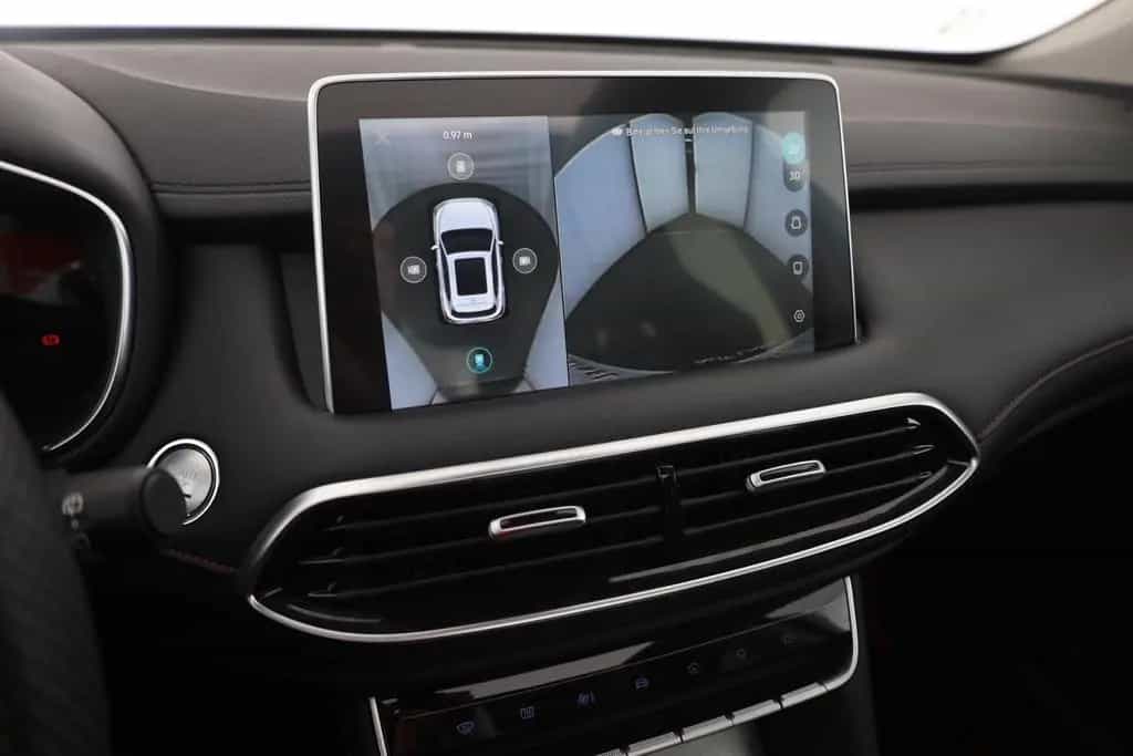 MG HS 1.5 T-GDI Luxury LED Pano Navi 360° 02/2024-photo-26