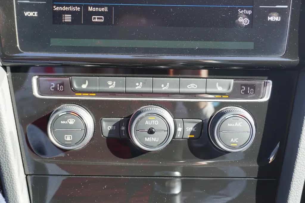 Volkswagen Golf VII Variant 1.0 TSI Join Navi Sitzheizung 08/2018-photo-26