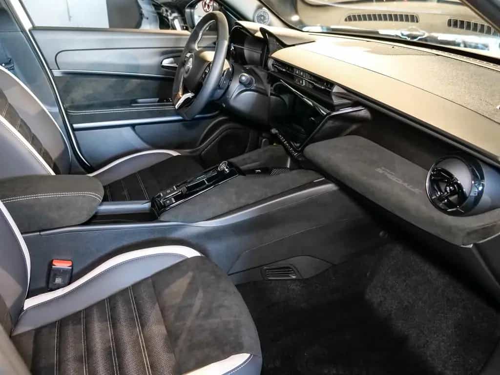 Alfa Romeo Junior Ibrida 1.2 VGT 107KW SPORT SPECIALE 03/2026-photo-11