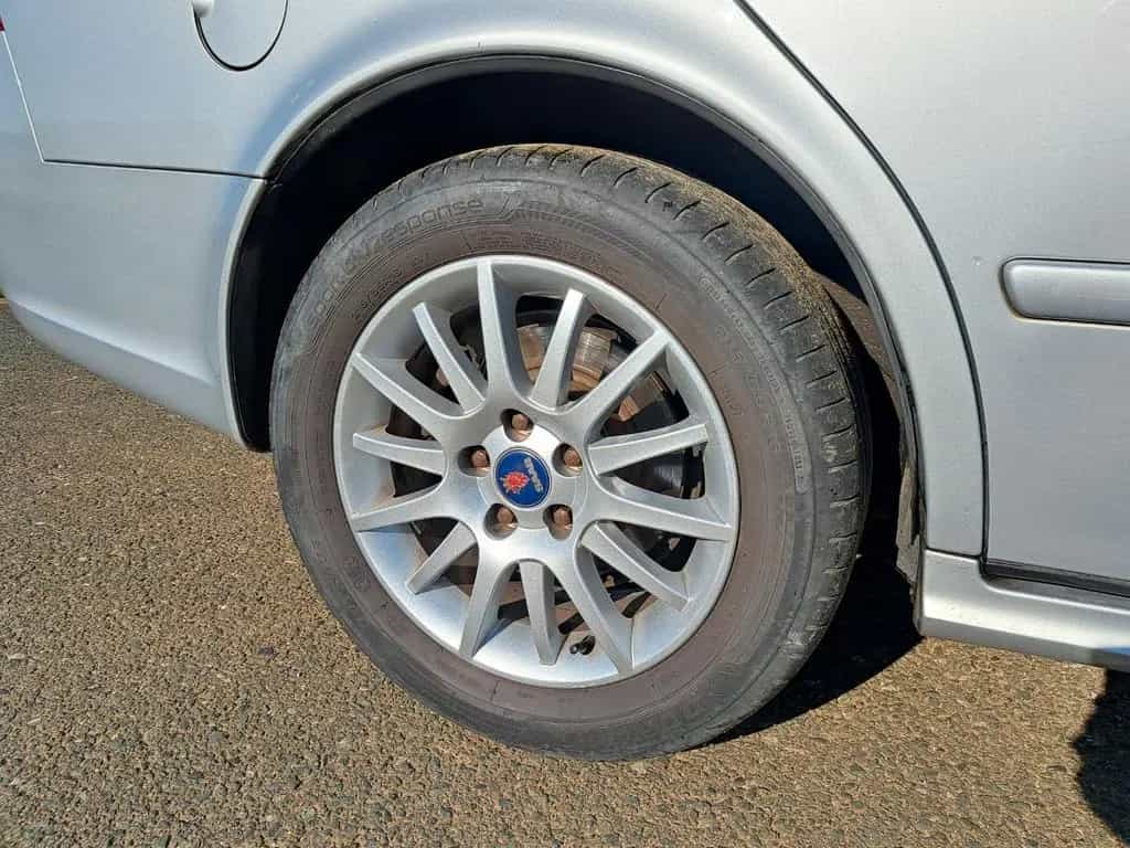 Saab 9-5 2.3T 162kW Vector Automatik 10/2006-photo-5