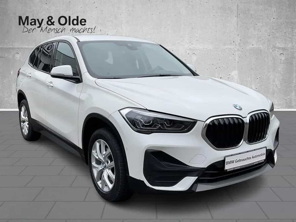 BMW X1 sDrive18d Aut Navi LED DAB SHZ PDC Klimaaut 01/2021-photo-3