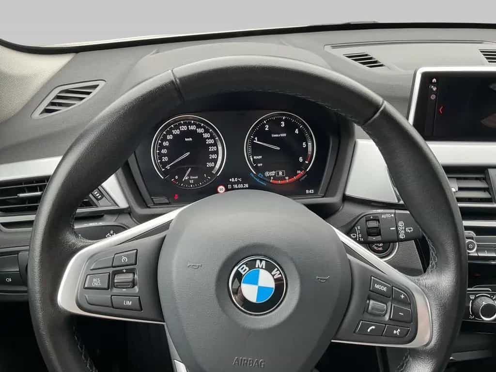 BMW X1 sDrive18d Aut Navi LED DAB SHZ PDC Klimaaut 01/2021-photo-9