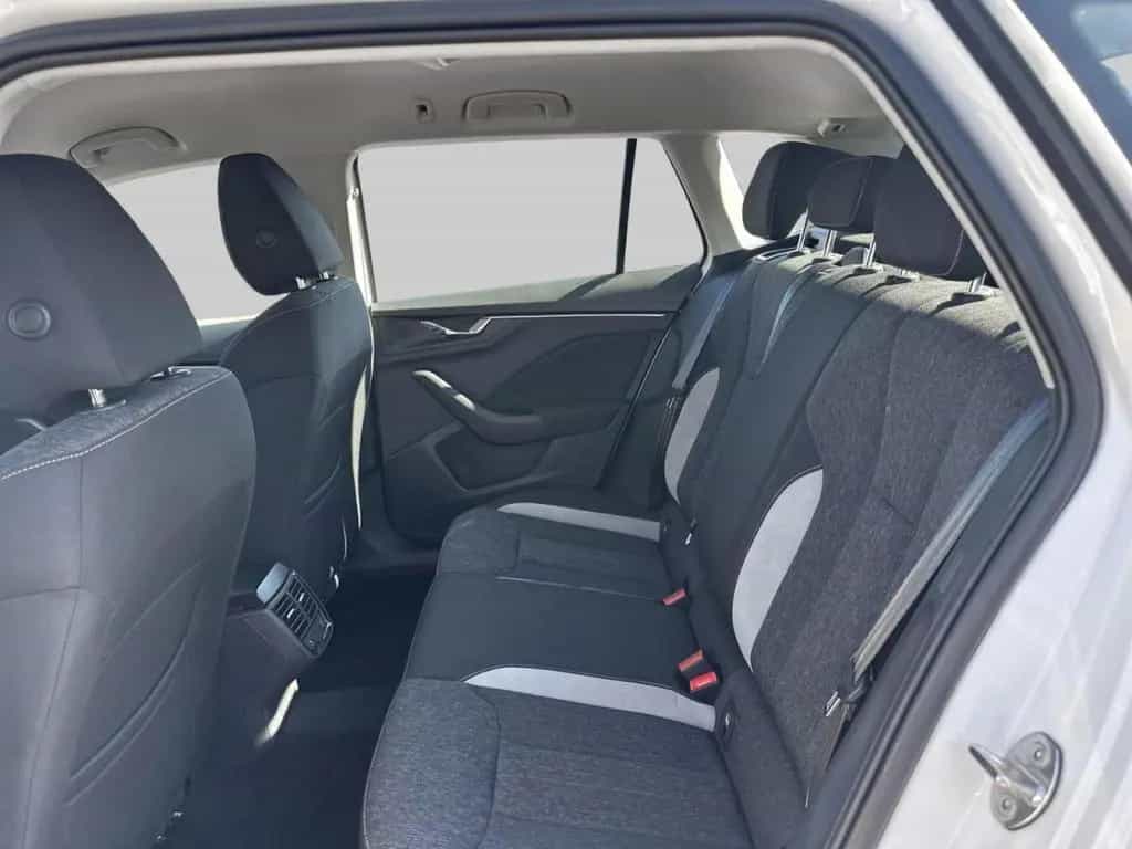 Skoda Kamiq 1.0 TSI Style DSG Klima Navi Einparkhilfe 12/2021-photo-13