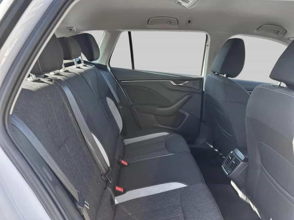 Skoda Kamiq 1.0 TSI Style DSG Klima Navi Einparkhilfe 12/2021-photo-15