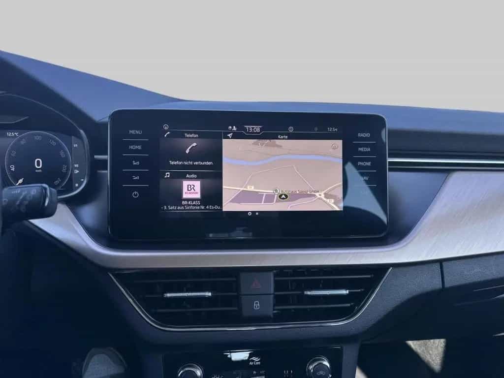 Skoda Kamiq 1.0 TSI Style DSG Klima Navi Einparkhilfe 12/2021-photo-6