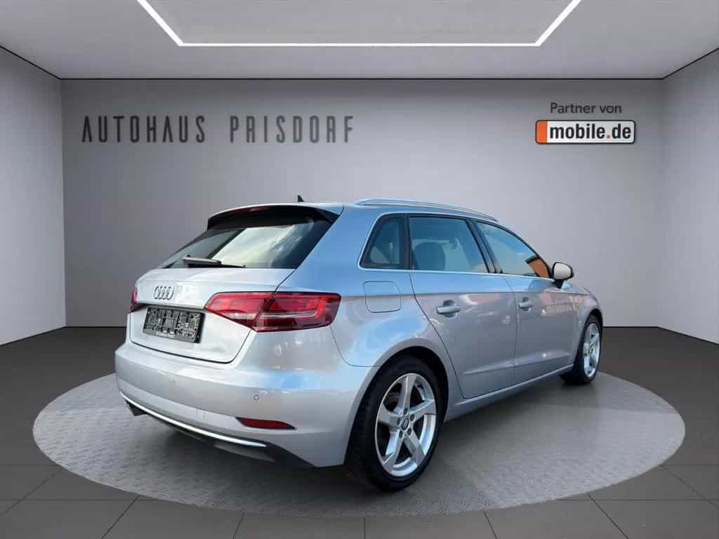 Audi A3 SPB sport Bi-Xenon/Klima/SHZ/Tempomat 03/2019-photo-4