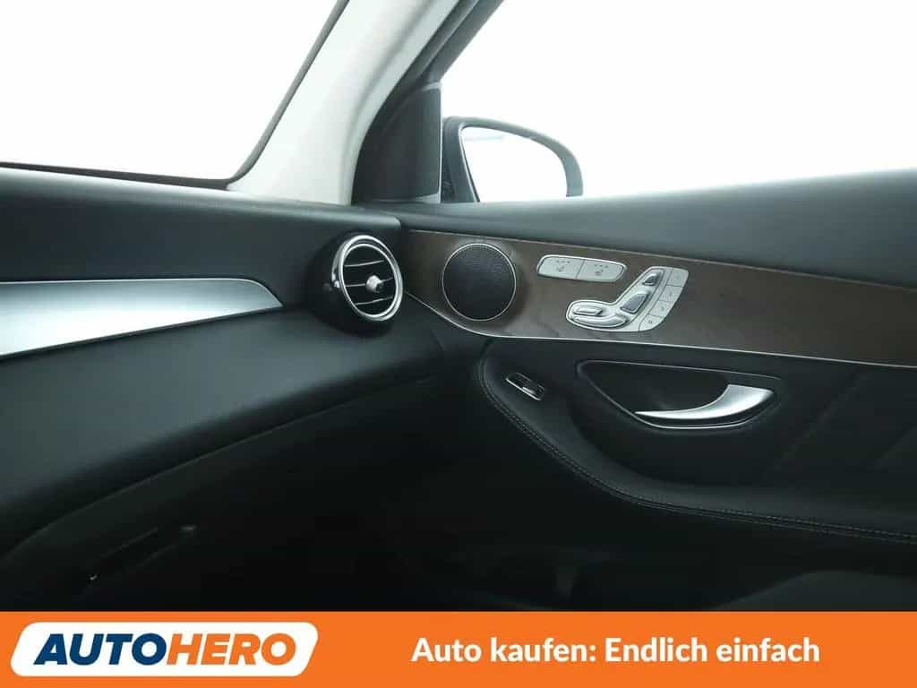 Mercedes-Benz GLC 250 GLC-Klasse GLC 250 4Matic AMG Line Aut.*NAVI*LED 06/2017-photo-26