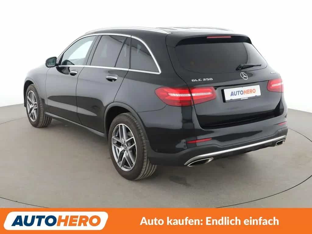 Mercedes-Benz GLC 250 GLC-Klasse GLC 250 4Matic AMG Line Aut.*NAVI*LED 06/2017-photo-3