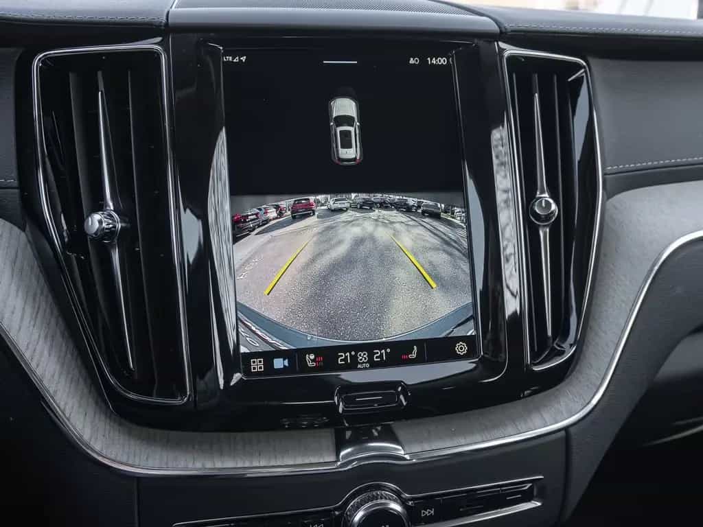 Volvo XC60 B4 2WD Inscription 2WD LED Kamera 05/2022-photo-12
