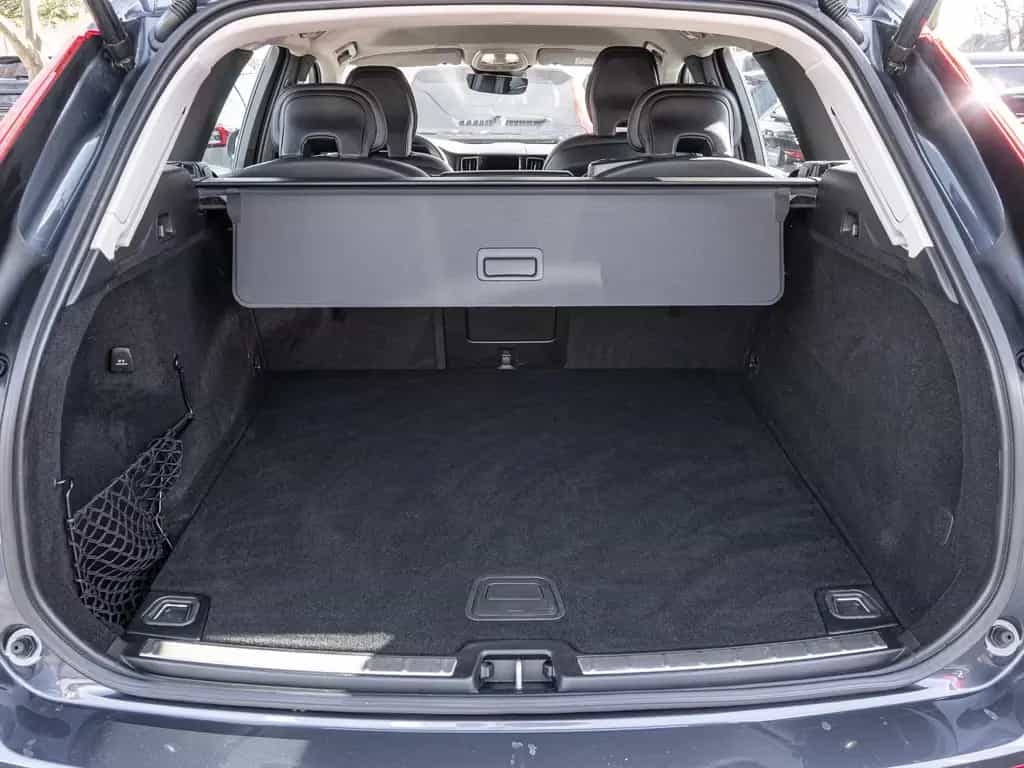 Volvo XC60 B4 2WD Inscription 2WD LED Kamera 05/2022-photo-16