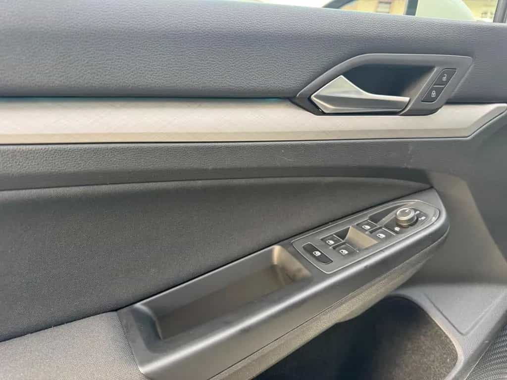 Volkswagen Golf VIII Life 1.Hand 08/2020-photo-10