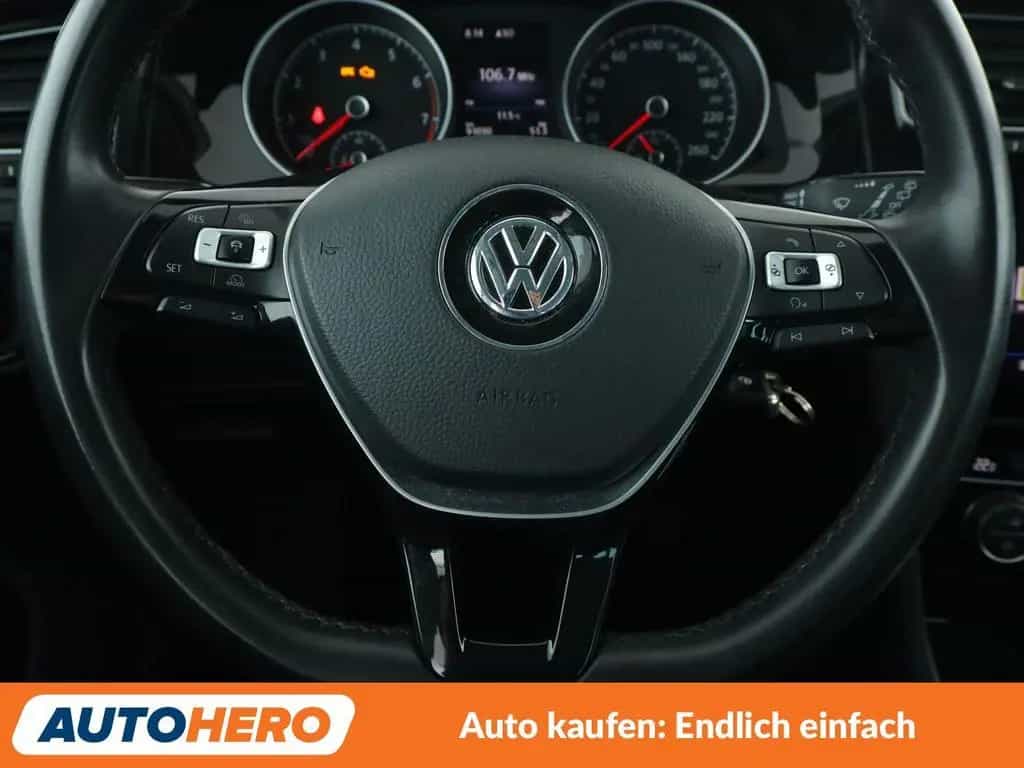 Volkswagen Golf VII 1.4 TSI Highline BM*NAVI*LED*ACC* 07/2017-photo-17