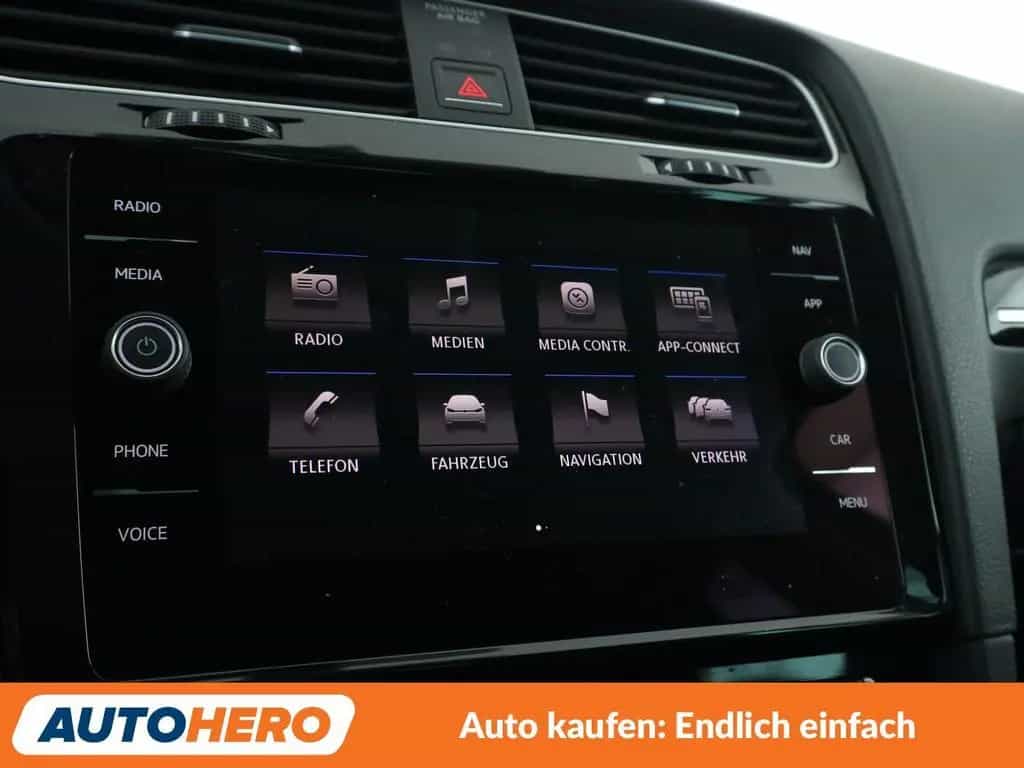 Volkswagen Golf VII 1.4 TSI Highline BM*NAVI*LED*ACC* 07/2017-photo-21