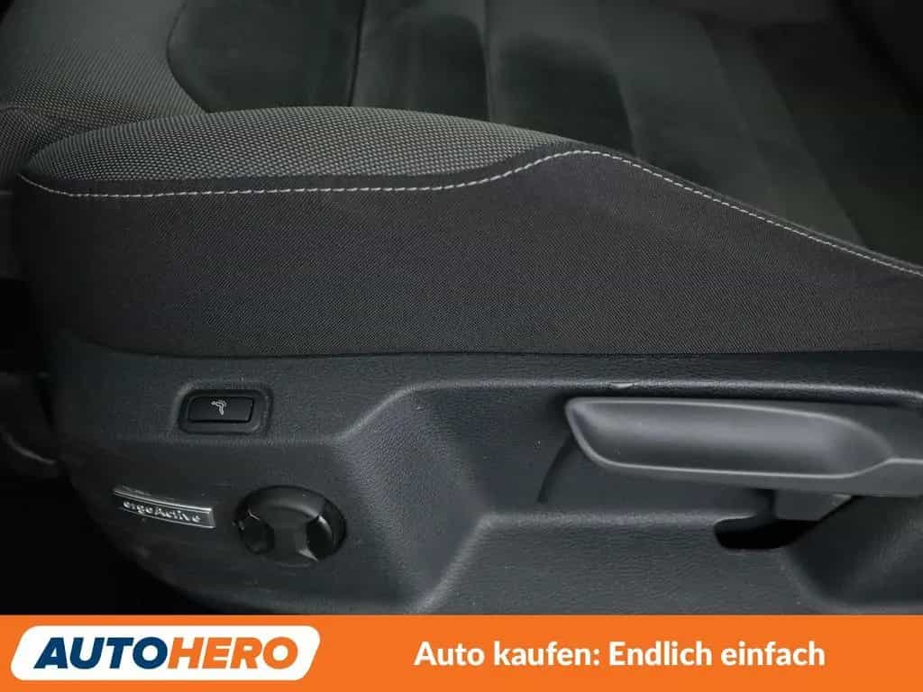 Volkswagen Golf VII 1.4 TSI Highline BM*NAVI*LED*ACC* 07/2017-photo-38