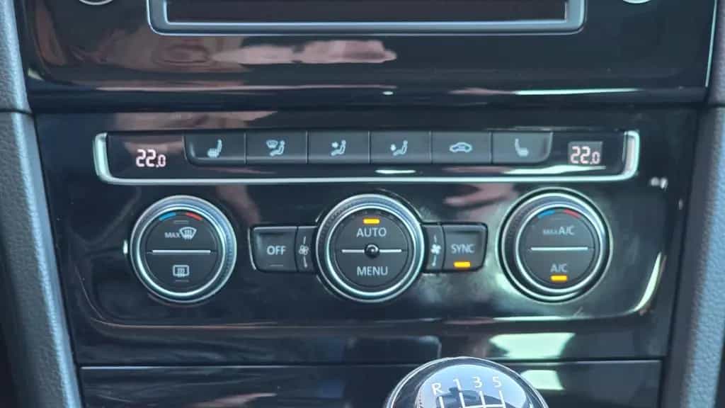 Volkswagen Golf VII ALLSTAR Navi SHZ PDC BT USB Tempomat 03/2017-photo-19