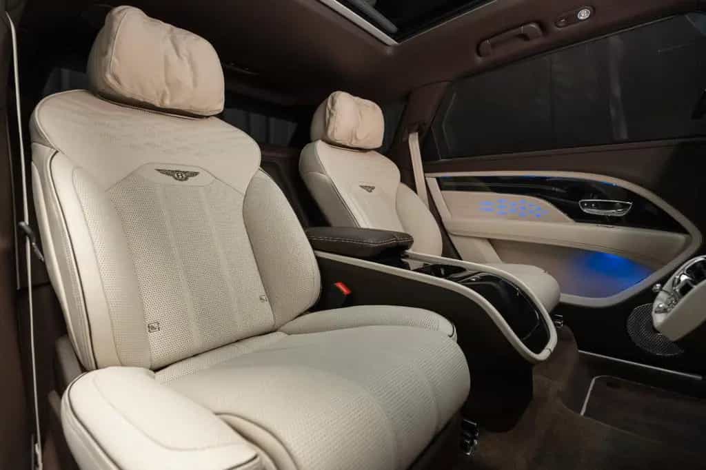Bentley Bentayga 4.0 V8 EWB Azure 4WD Autom. 01/2024-photo-33