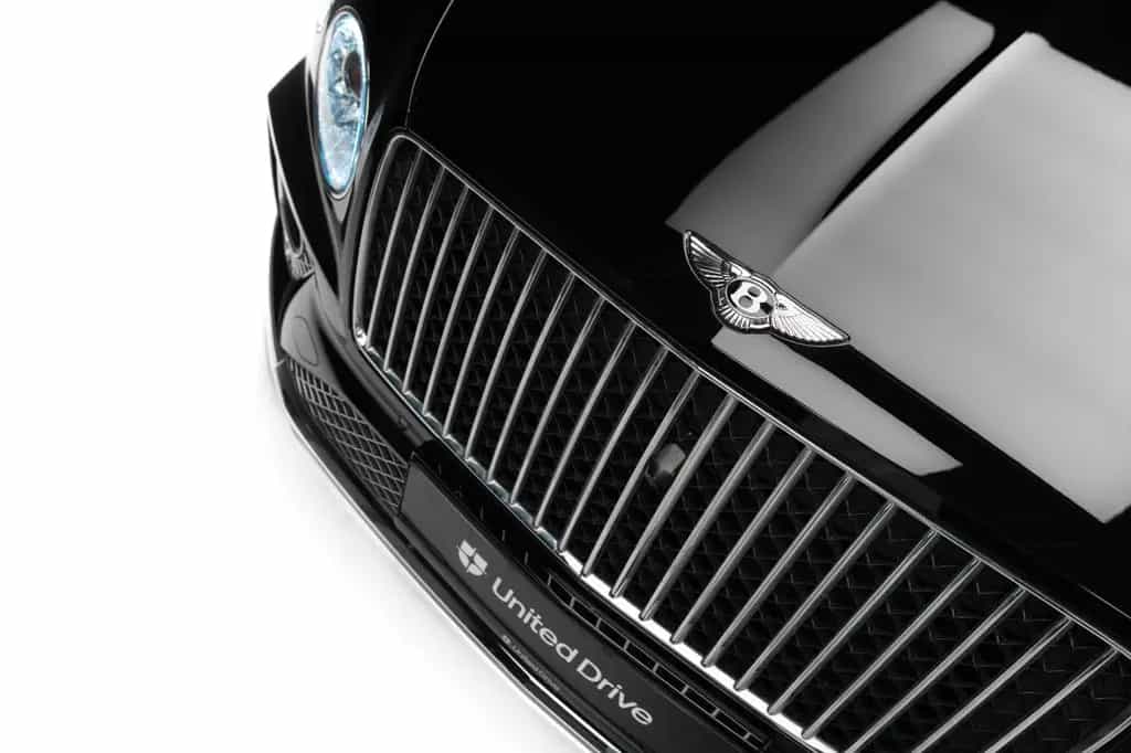 Bentley Bentayga 4.0 V8 EWB Azure 4WD Autom. 01/2024-photo-5