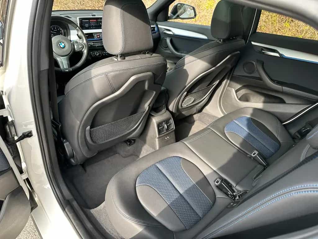 BMW X2 sDrive 18d Aut *M Sport*PANO*Garantie*19Zoll* 03/2022-photo-12