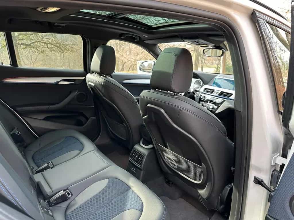 BMW X2 sDrive 18d Aut *M Sport*PANO*Garantie*19Zoll* 03/2022-photo-14