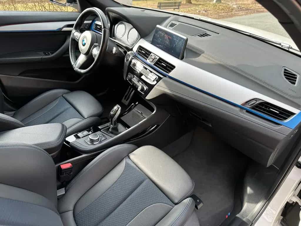 BMW X2 sDrive 18d Aut *M Sport*PANO*Garantie*19Zoll* 03/2022-photo-17