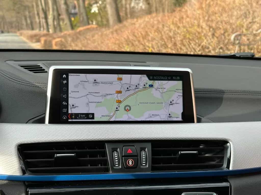 BMW X2 sDrive 18d Aut *M Sport*PANO*Garantie*19Zoll* 03/2022-photo-22