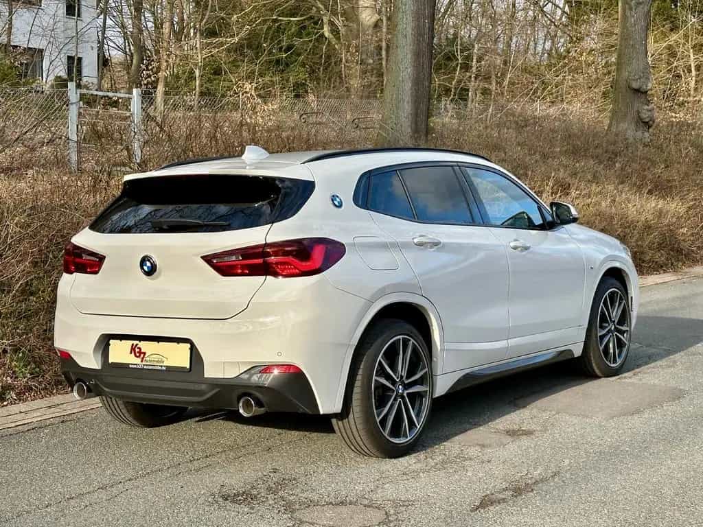 BMW X2 sDrive 18d Aut *M Sport*PANO*Garantie*19Zoll* 03/2022-photo-3