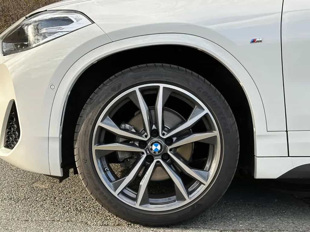 BMW X2 sDrive 18d Aut *M Sport*PANO*Garantie*19Zoll* 03/2022-photo-34