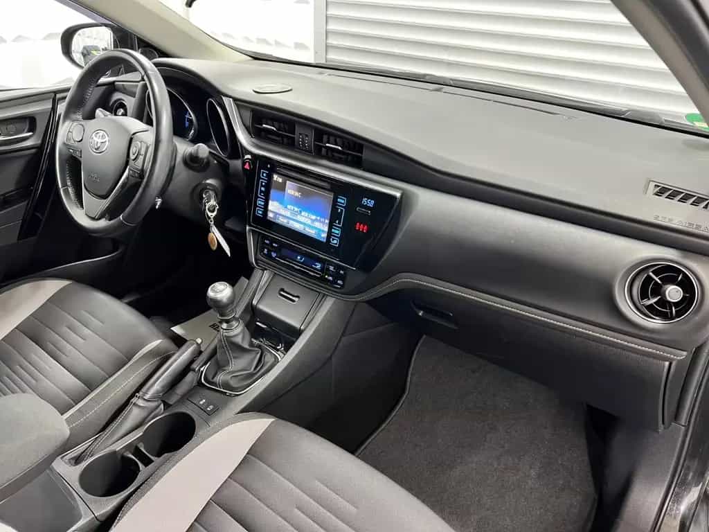 Toyota Auris 1.2 Turbo Edition-S/AssistSpu+Verk./Kam/BT 11/2016-photo-19