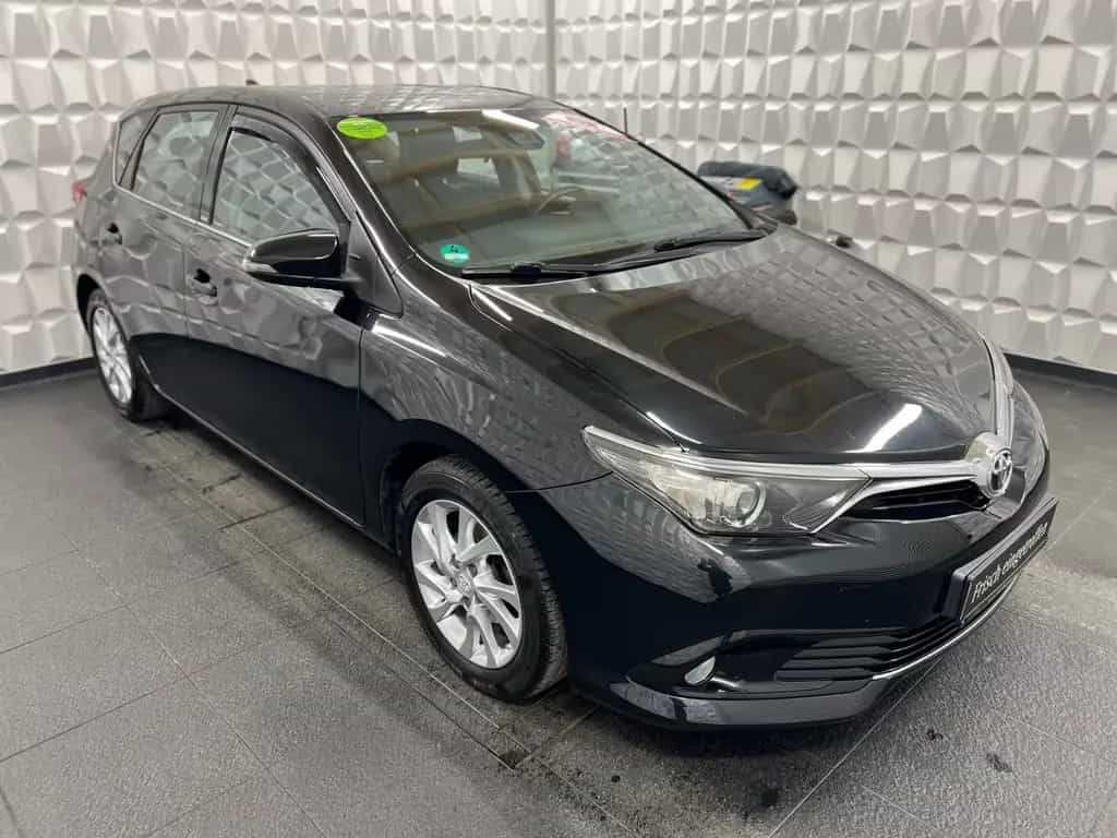 Toyota Auris 1.2 Turbo Edition-S/AssistSpu+Verk./Kam/BT 11/2016-photo-2
