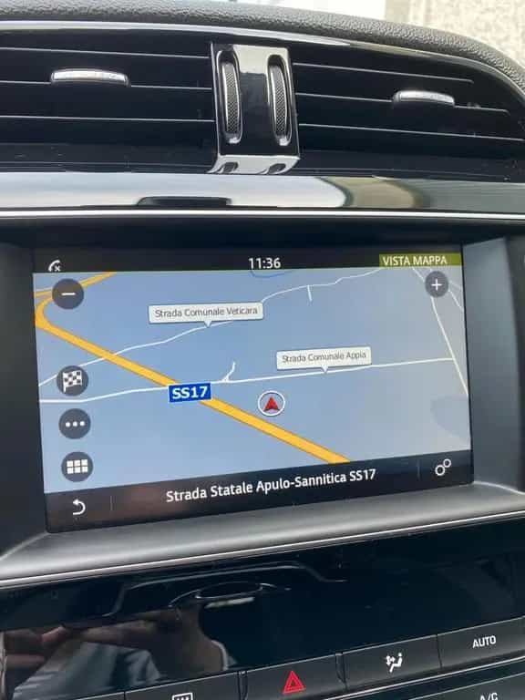 Jaguar F-Pace 2.0 D 240 CV AWD aut. R-Sport 03/2018-photo-10