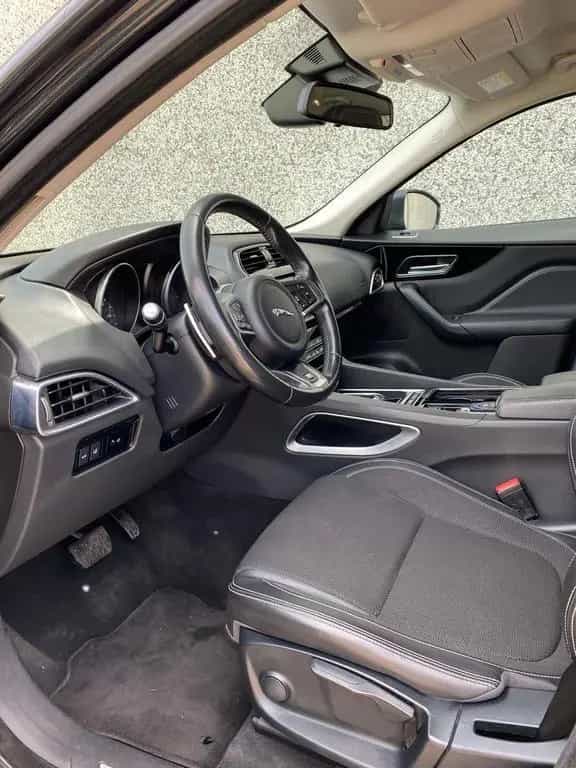 Jaguar F-Pace 2.0 D 240 CV AWD aut. R-Sport 03/2018-photo-12