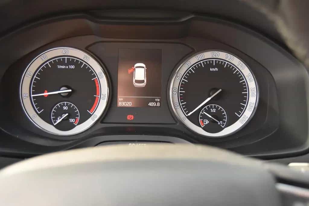 Skoda Karoq Ambition 1,0 TSI LED/Klimaa./AHK/Varioflex 04/2019-photo-11