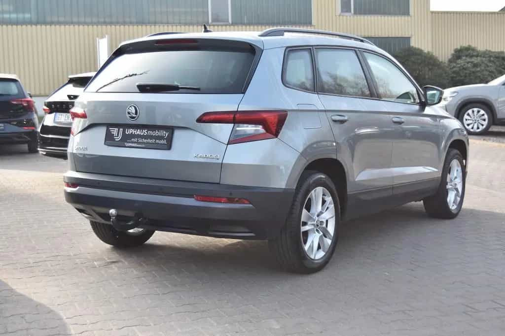 Skoda Karoq Ambition 1,0 TSI LED/Klimaa./AHK/Varioflex 04/2019-photo-2