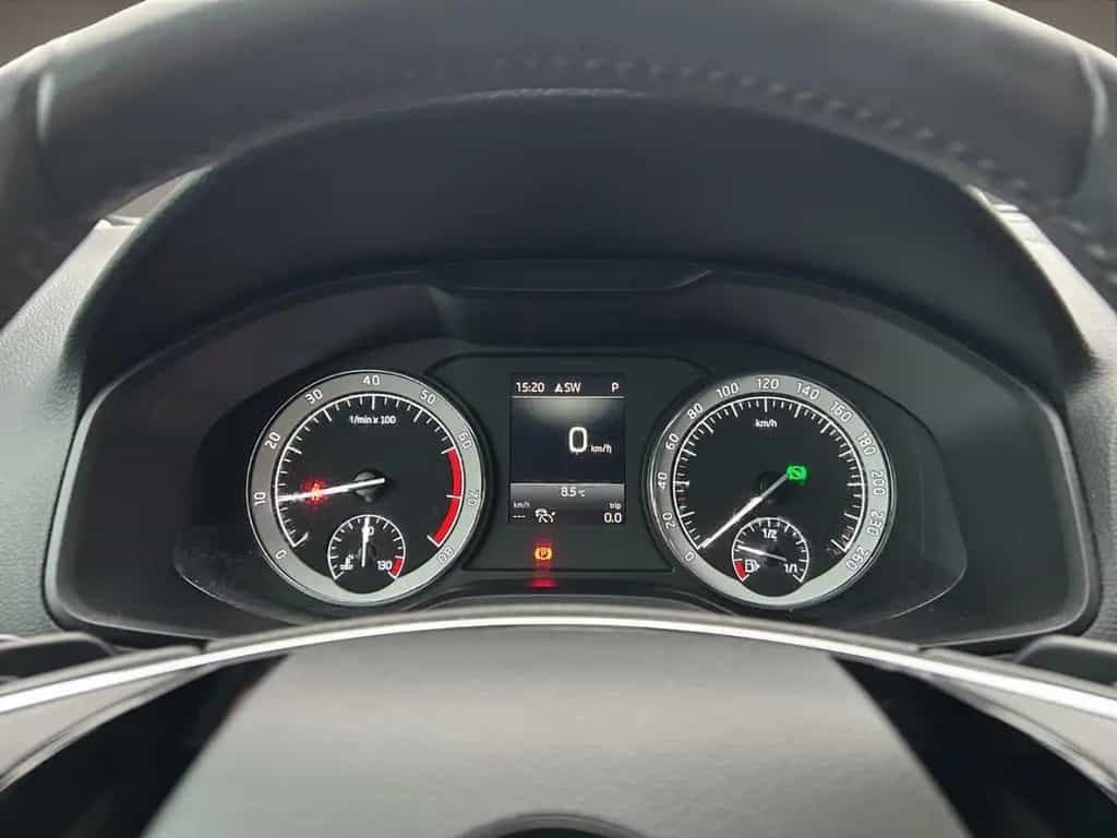 Skoda Karoq Clever 1.5 TSI DSG (AHK/ACC/LED/Kamera) 08/2021-photo-18