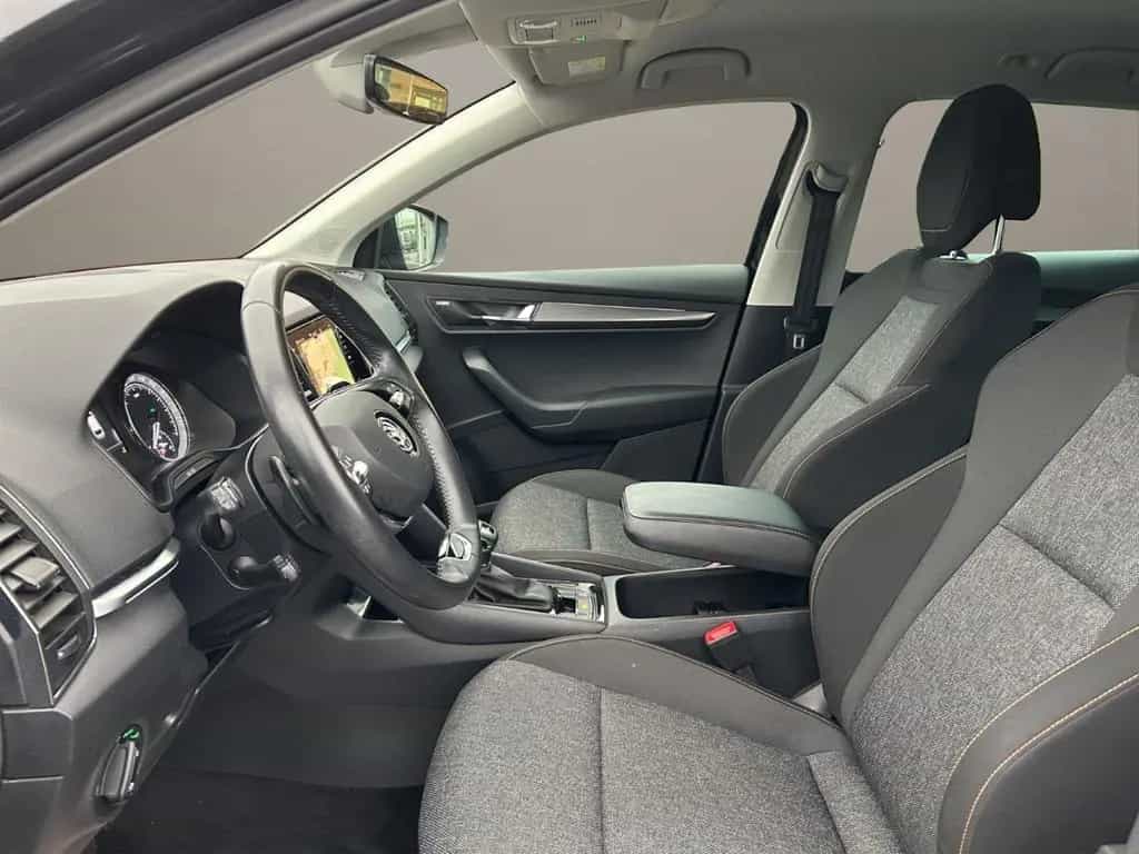 Skoda Karoq Clever 1.5 TSI DSG (AHK/ACC/LED/Kamera) 08/2021-photo-9