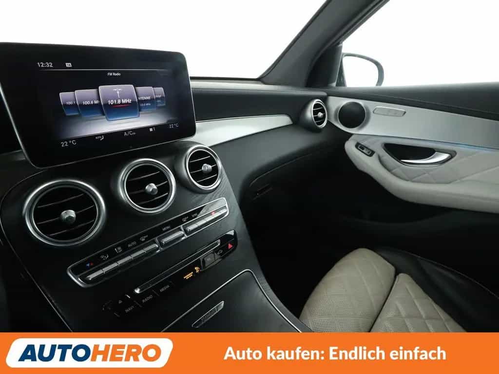 Mercedes-Benz GLC 250 4Matic AMG Line Aut. *DESIGNO*LED*ACC* 04/2016-photo-27