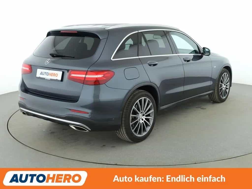Mercedes-Benz GLC 250 4Matic AMG Line Aut. *DESIGNO*LED*ACC* 04/2016-photo-5
