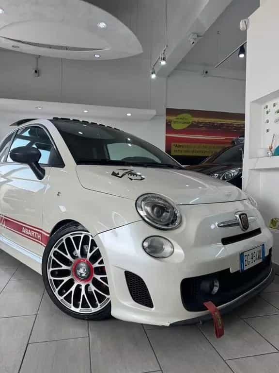 Abarth 500 1.4 Turbo T-Jet 12/2011-photo-1