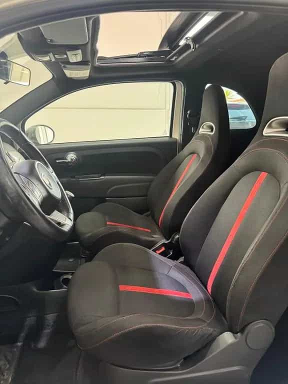 Abarth 500 1.4 Turbo T-Jet 12/2011-photo-13