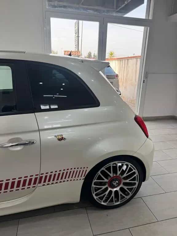 Abarth 500 1.4 Turbo T-Jet 12/2011-photo-7