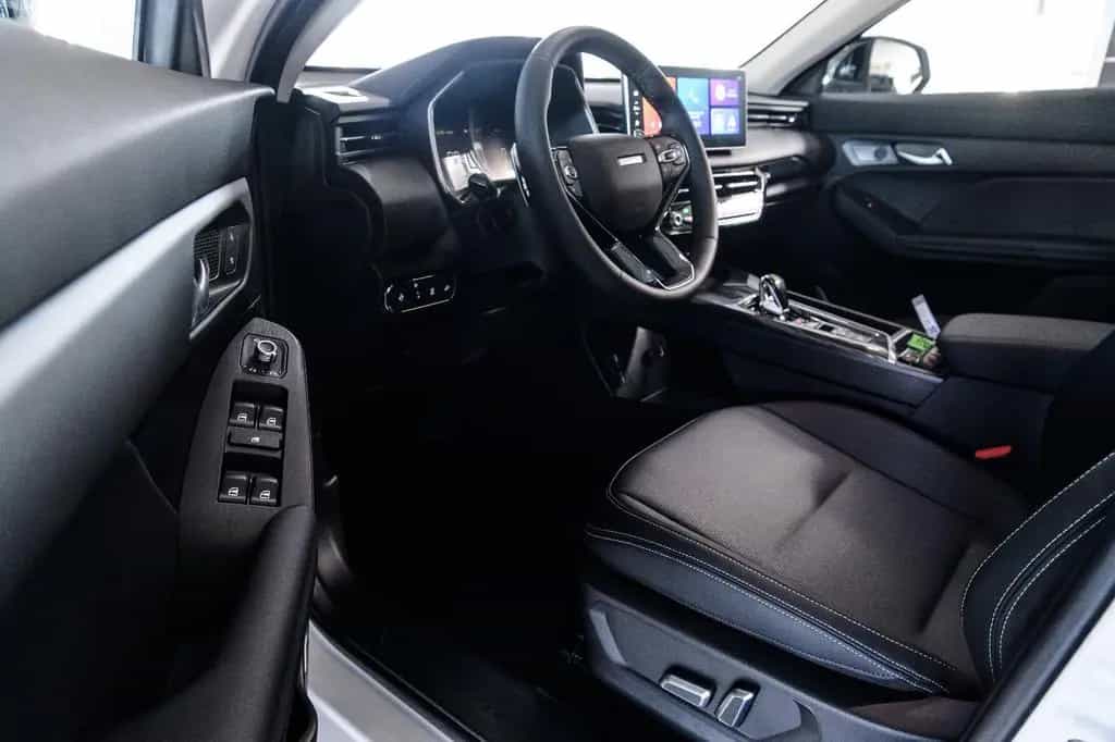 GWM Haval Jolion Luxury /Pano/LED/LM/360 03/2026-photo-26