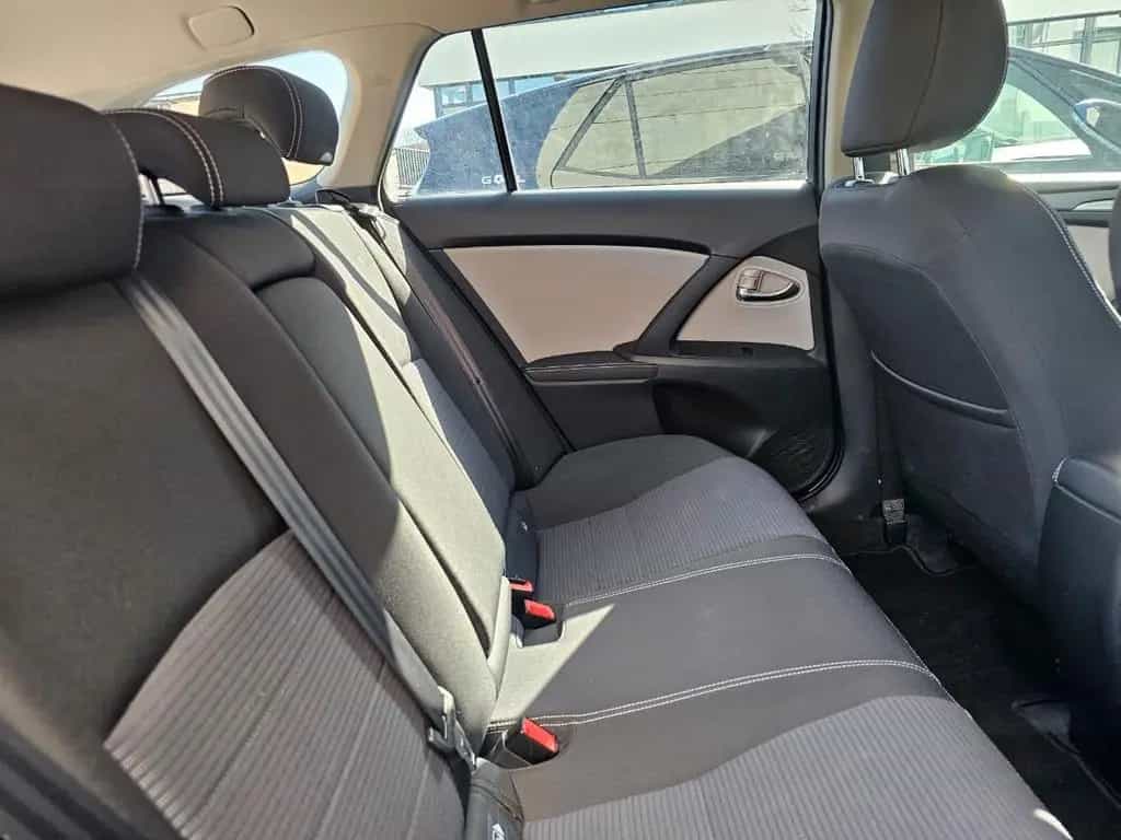 Toyota Avensis 1,8-l-Valvem. Edition S+ T. Sports E... 11/2017-photo-6