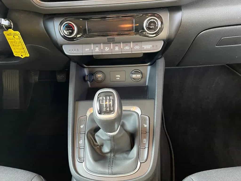 Hyundai KONA 1.0 T-GDI Edition 30 KlimaA*Navi*SHZ*Kam. 02/2022-photo-15