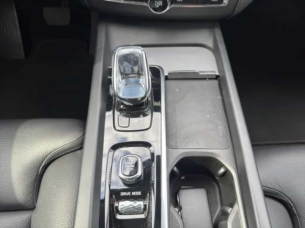 Volvo XC60 B4 D AWD Inscription StandHZG AHK-klappbar 06/2021-photo-13