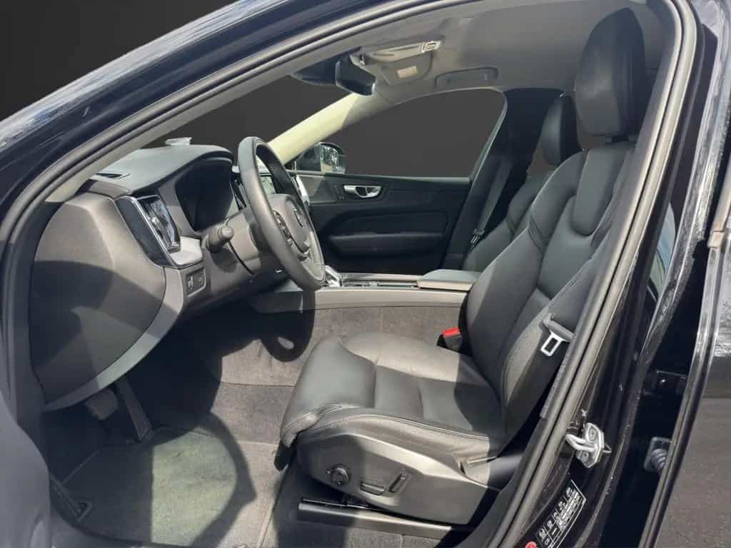 Volvo XC60 B4 D AWD Inscription StandHZG AHK-klappbar 06/2021-photo-9
