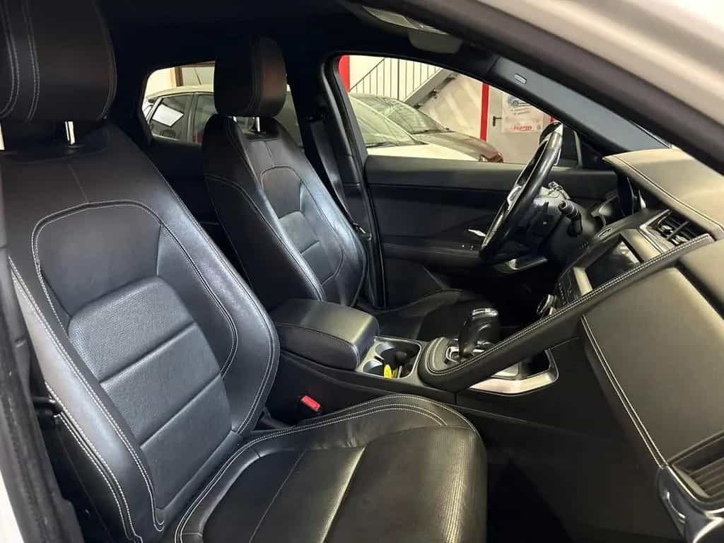 Jaguar E-Pace 2.0D 150 CV AWD aut. R-Dynamic S 03/2019-photo-13