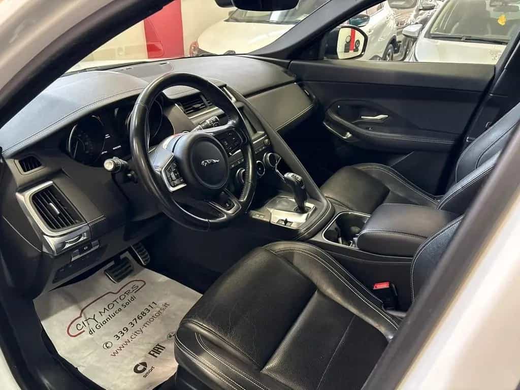 Jaguar E-Pace 2.0D 150 CV AWD aut. R-Dynamic S 03/2019-photo-6