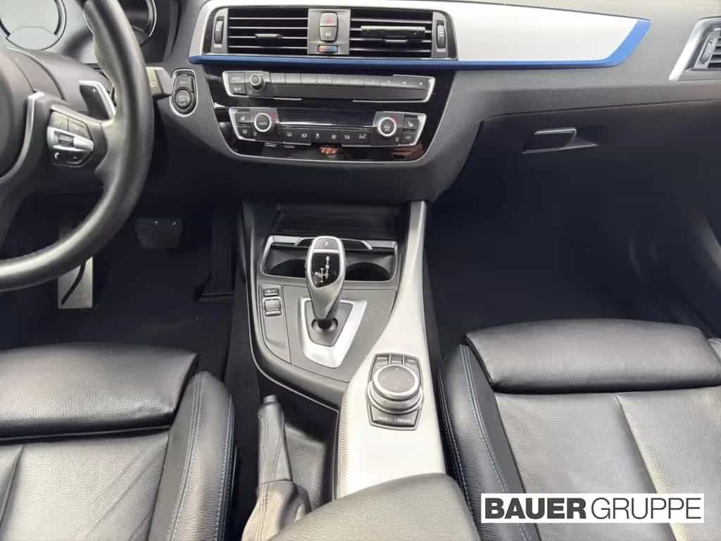 BMW M140 Special Edition Blau Matt LED H/K Navi PDC 07/2019-photo-13