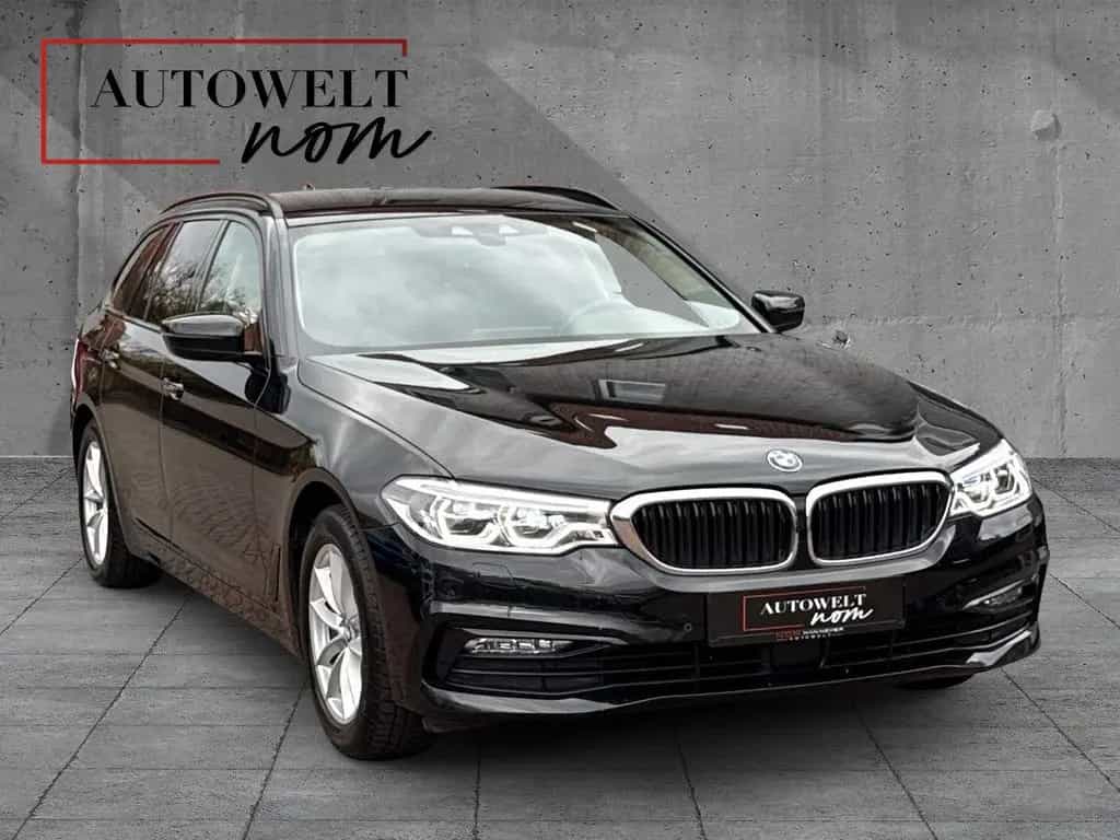 BMW 5 Series 520d xDrive Sport Line STHZ/SITZBELÜF./MASSAGE/R 10/2017-photo-6