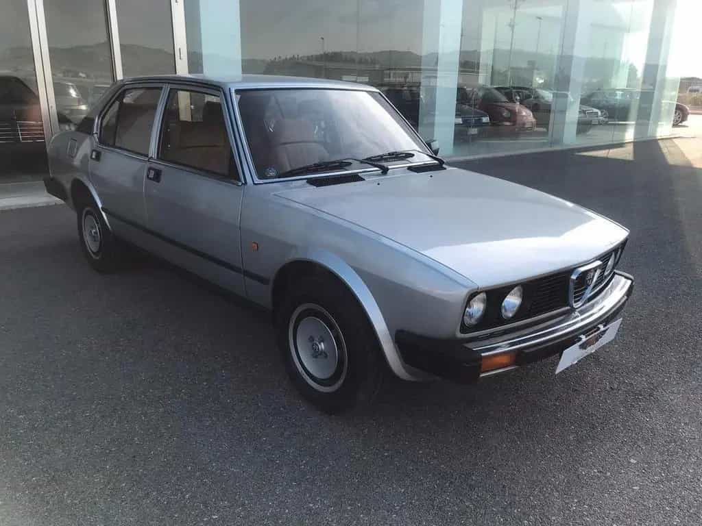 Alfa Romeo Alfetta ROMEO ALFETTA 2.0 QUADRIFOGLIO ORO 03/1983-photo-1